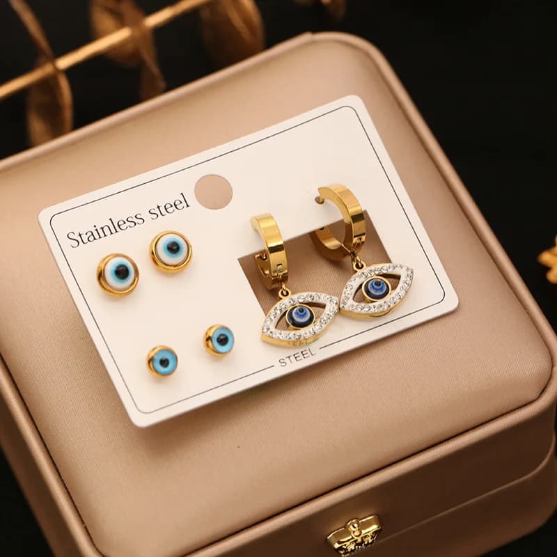 Vintage Green Stone Stud Earrings