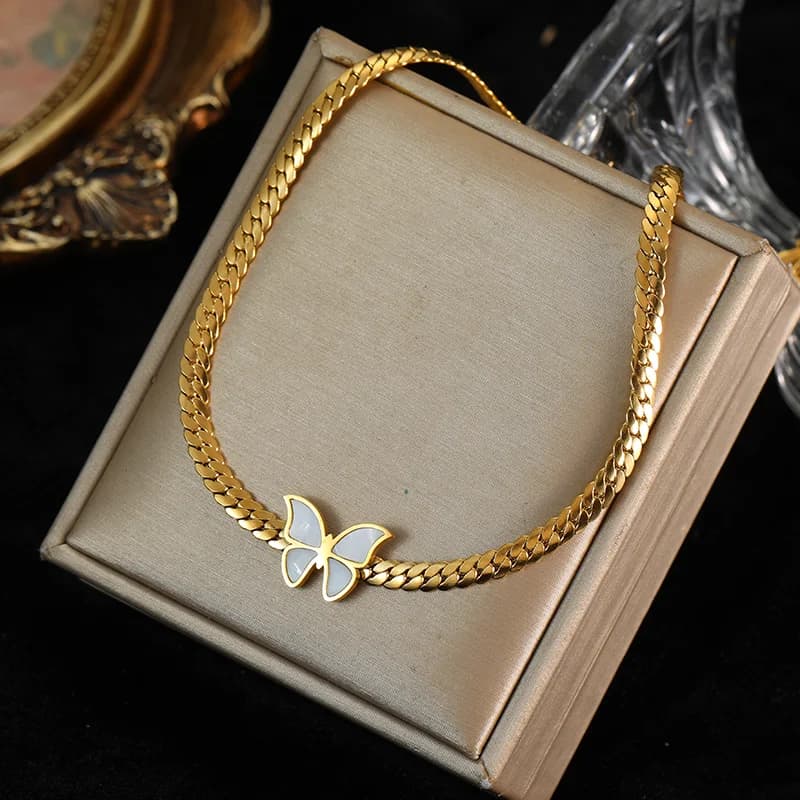 Gold Heart Choker Necklace