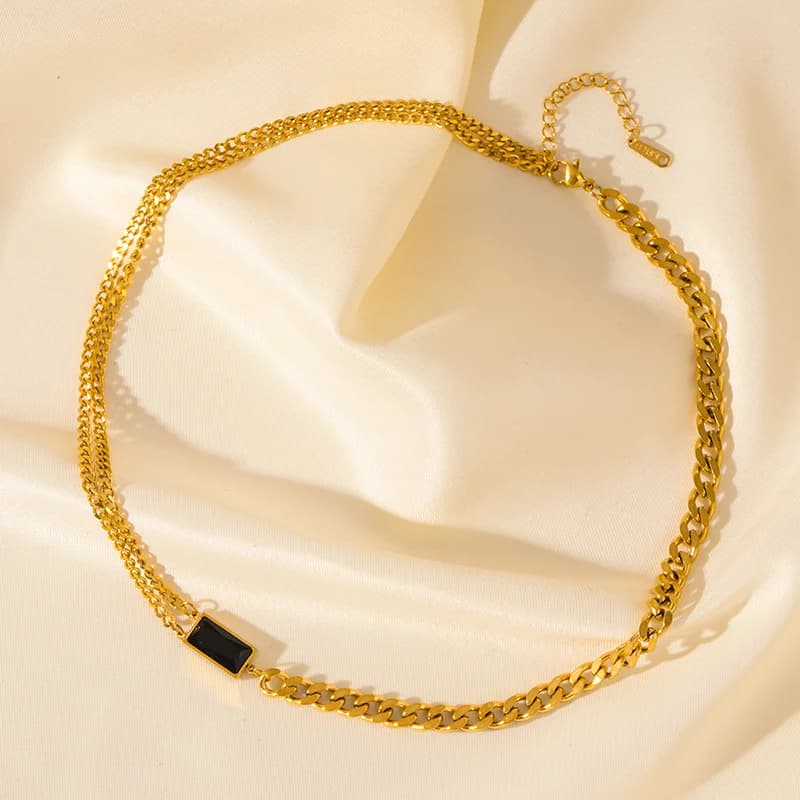 Colier cu cristale zircon colorate