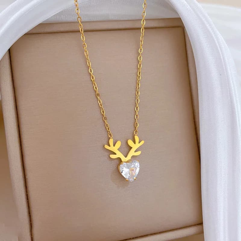 Bowknot Zirconia Pendant Necklace