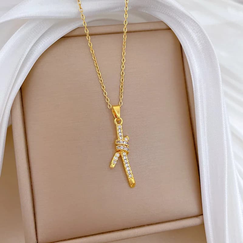 Bowknot Zirconia Pendant Necklace