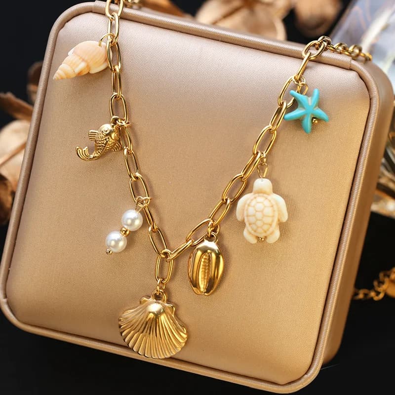 Gold Color Flower Pendant Necklace